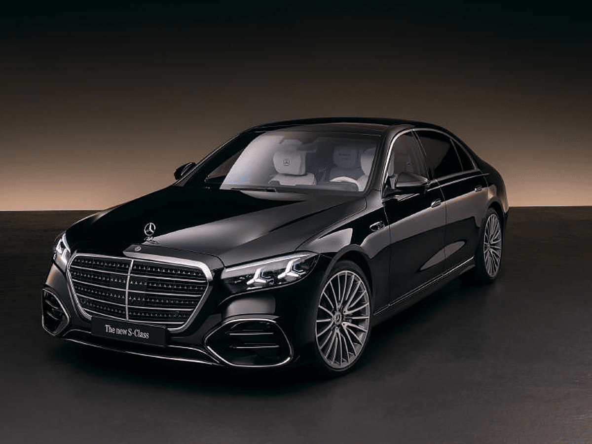 Mercedes-Benz S-Class, executive sedan